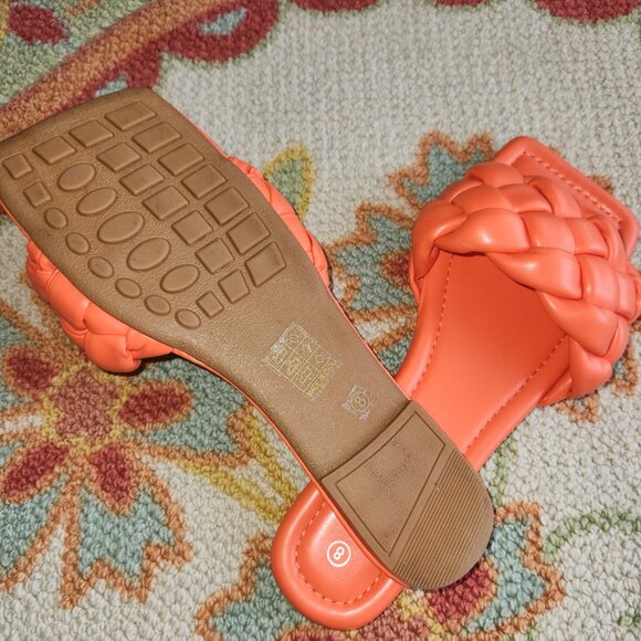 Size 8 Orange square toe slides - Picture 2 of 2